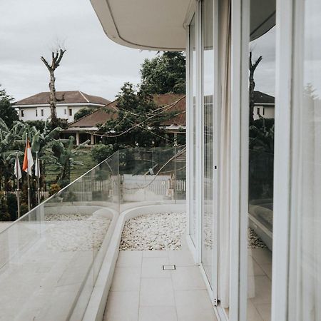 Art Deco Luxury Hotel & Residence Bandung Exterior photo