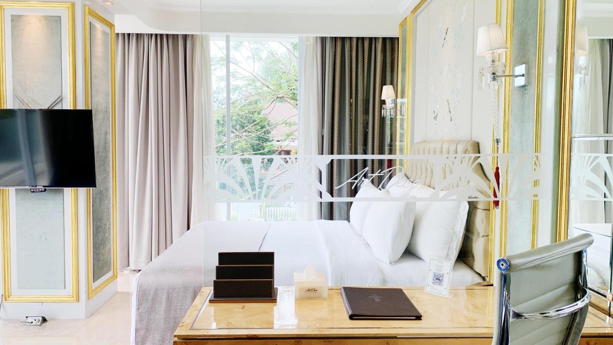 Art Deco Luxury Hotel & Residence Bandung Exterior photo